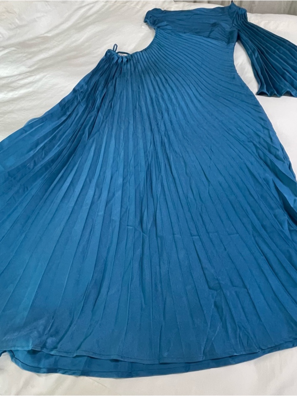 Hello Molly‎ LAND OF BEAUTY ONE SHOULDER MAXI DRESS BLUE - Picture 15 of 16